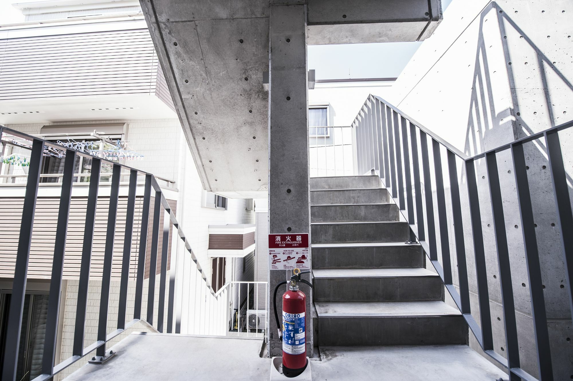 Апартаменты Bmj Shinjuku Okubo Токио Экстерьер фото